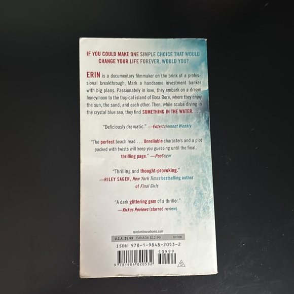 📚 Book Bundle 📚 - Picture 6 of 8